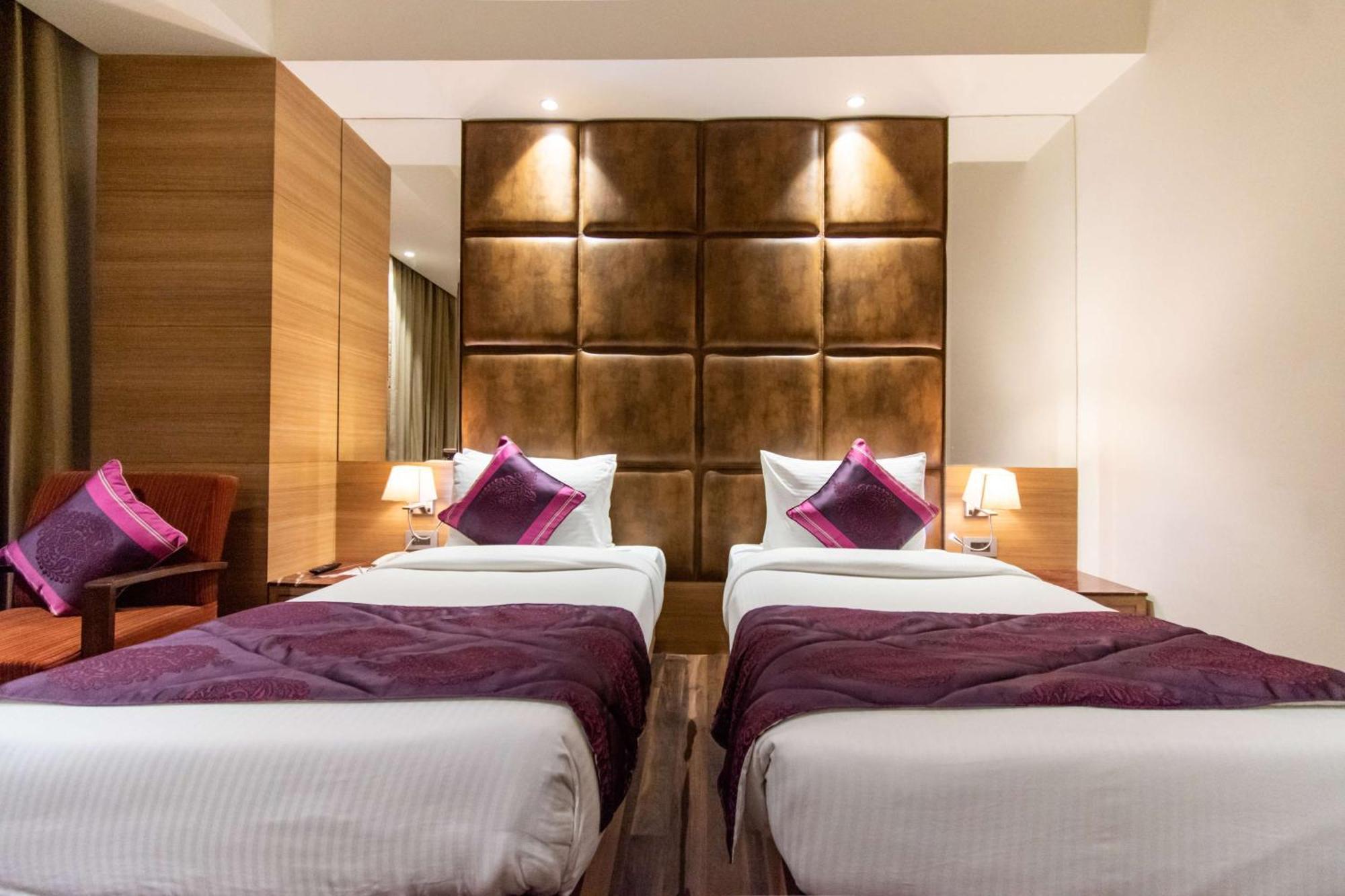 Best Western La Vista Pathānkot Εξωτερικό φωτογραφία