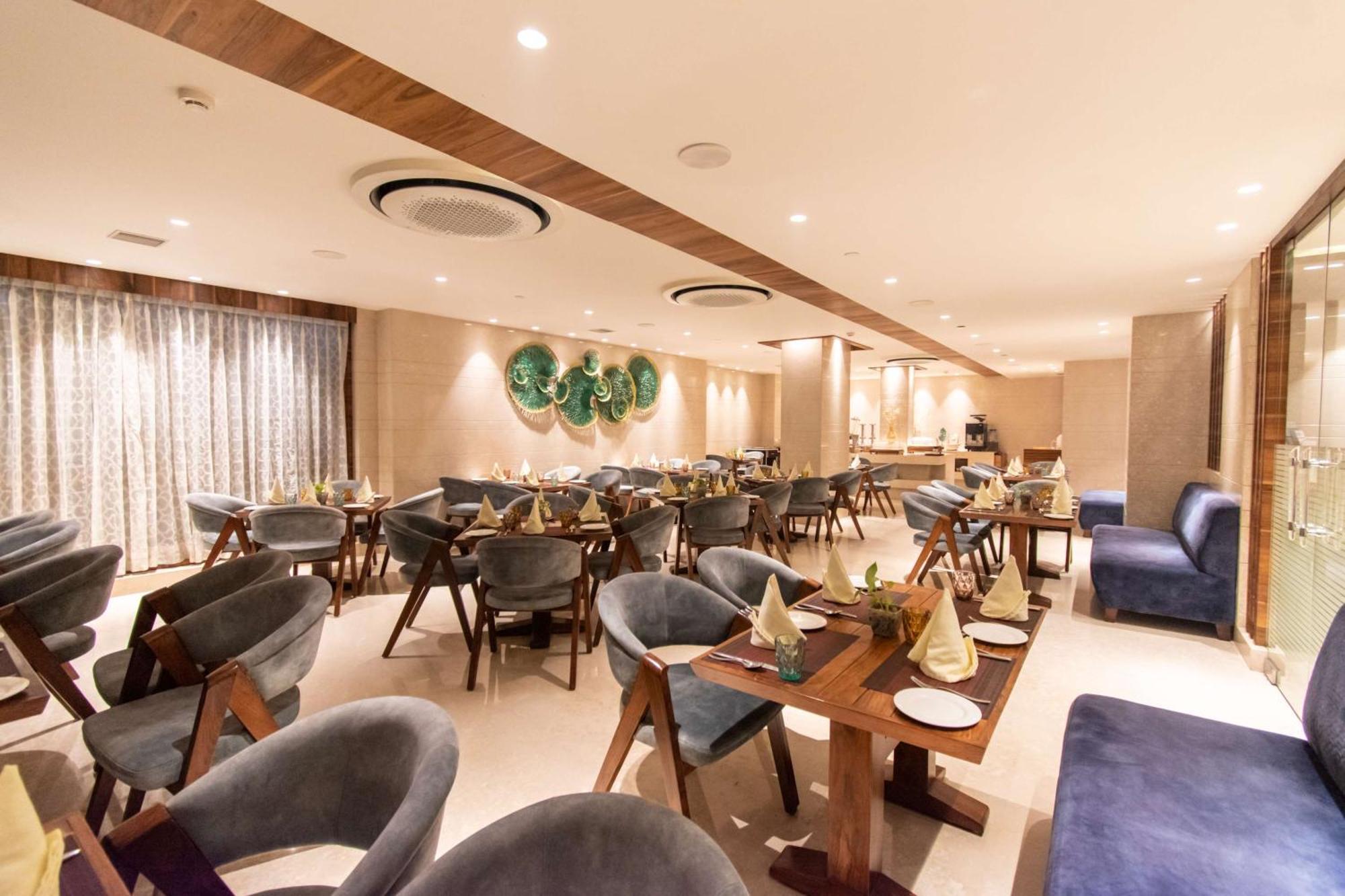 Best Western La Vista Pathānkot Εξωτερικό φωτογραφία
