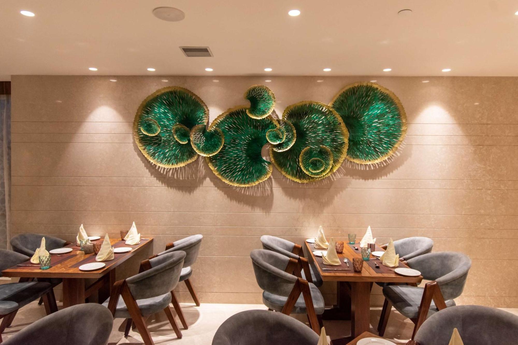 Best Western La Vista Pathānkot Εξωτερικό φωτογραφία