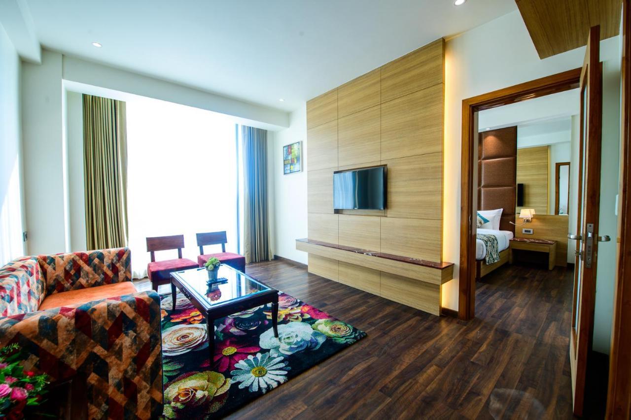 Best Western La Vista Pathānkot Εξωτερικό φωτογραφία